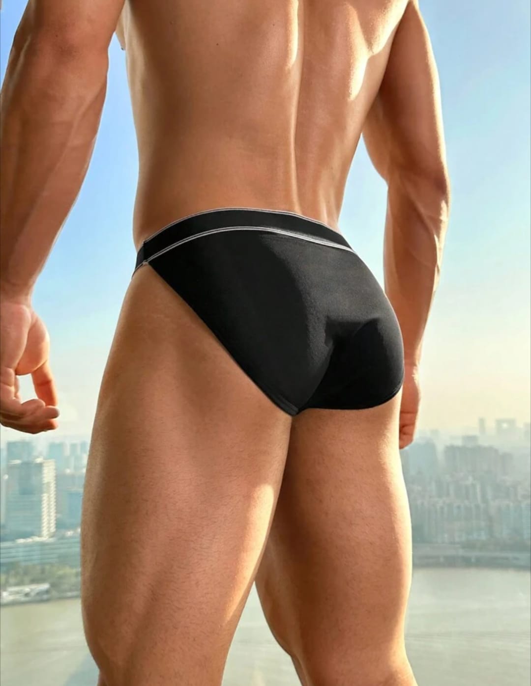 Men’s Low Rise Thong Brief – Black